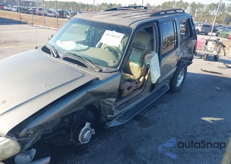 2000 Mercury Mountaineer из США, поврежденный, VIN 4M2DU66PXYUJ06516